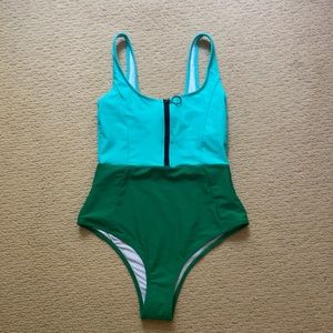 New Cupshe bathing suit.  Size small